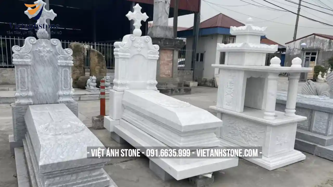 mộ đá công giáo