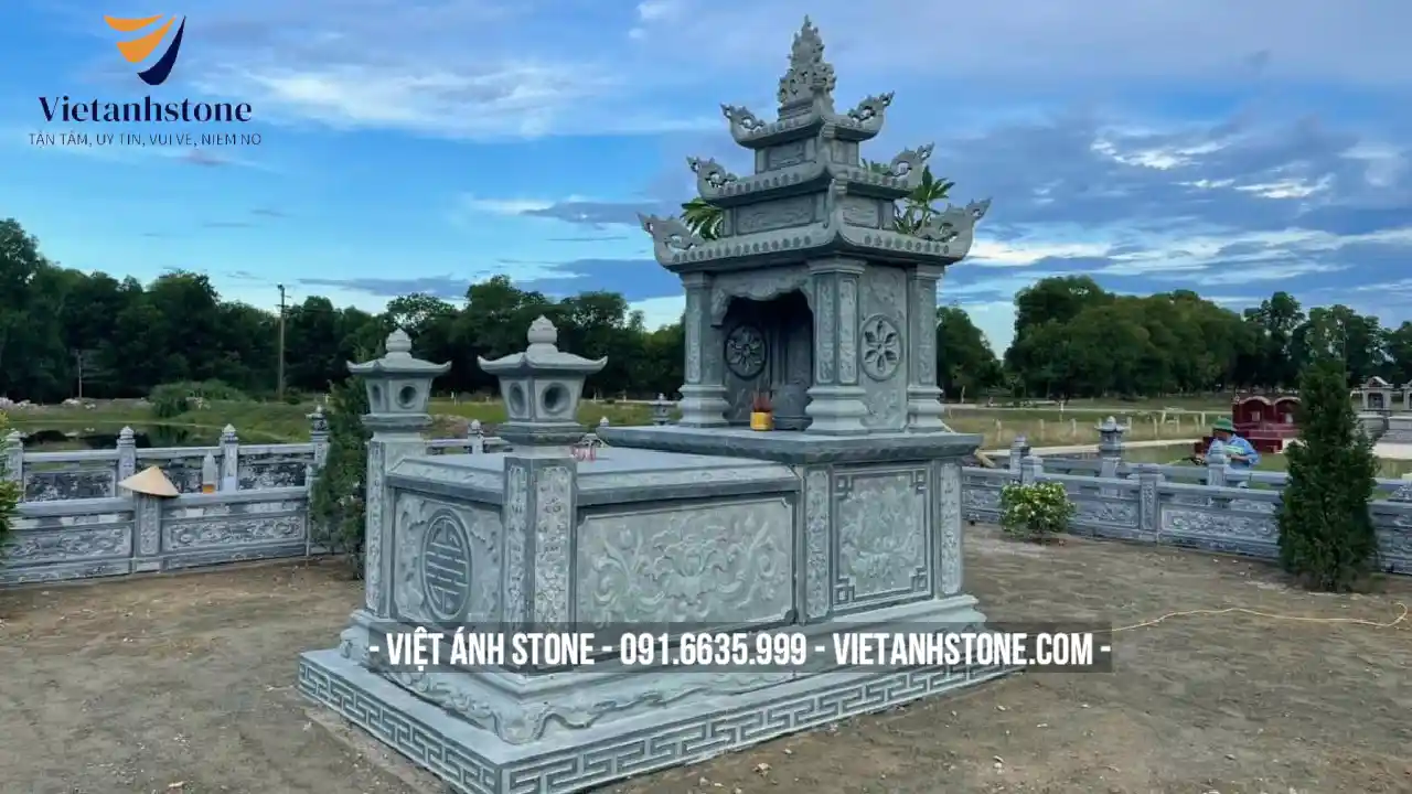 mộ đá nặng bao nhiêu kg