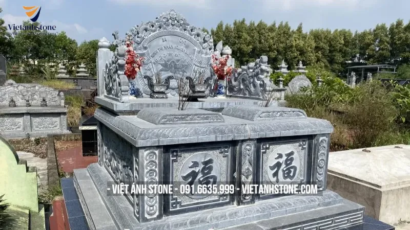 Mộ tam sơn chạm khắc Tứ Quý