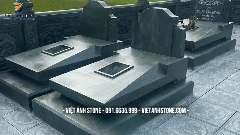 Mộ đá Hà Nội từ đá xanh rêu