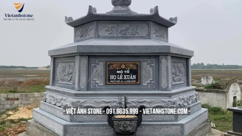 Mộ đá lục giác có mái đao
