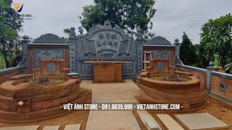Mộ đá ong chất liệu lạ, độc đáo, hợp phong thủy