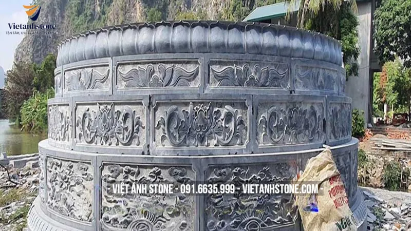 Mộ đá tròn là khả năng thích ứng tốt với nhiều địa hình