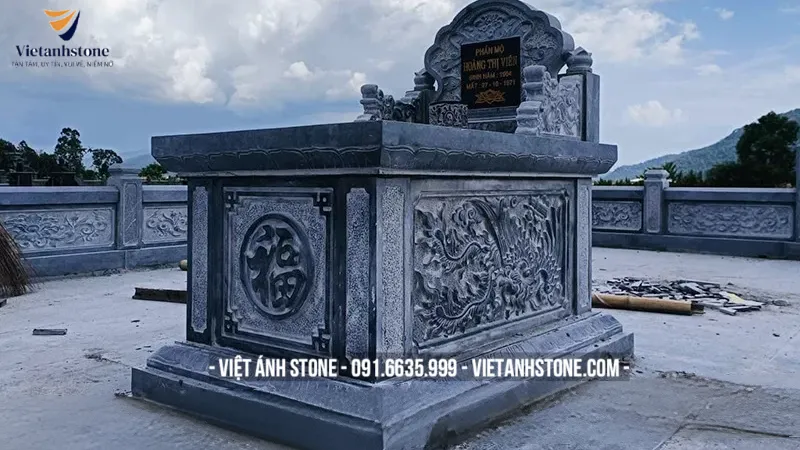 Mộ đá xanh đen Thanh Hóa