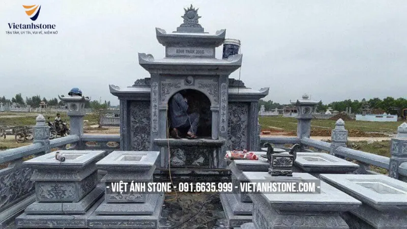 Mẫu lăng mộ đá xanh đen  giá rẻ hiện đại