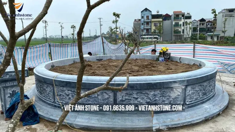 Nhà mồ đẹp tròn tượng trưng cho sự viên mãn, trọn vẹn 