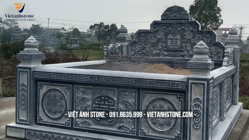 Mẫu nhà mồ đẹp hình chữ U