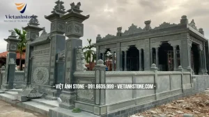 xây nhà thờ đá