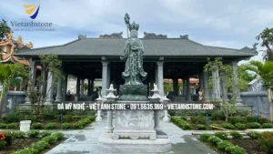 Nhà thờ xây bằng đá