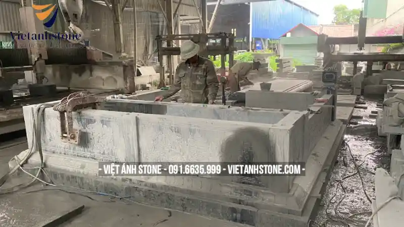 Giá có thể thay đổi tùy mẫu thiết kế và loại đá.