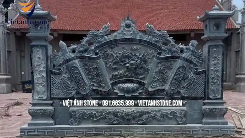 Cuốn thư đá là một trong những hạng mục không thể thiếu khi xây dựng nhà thờ họ.