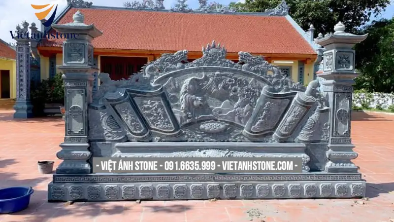 Các hạng mục này cần được thiết kế đồng bộ về chất liệu, hoa văn và tỷ lệ, tránh chắp vá gây mất thẩm mỹ và phong thủy.