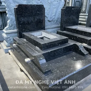 Mộ đá granite đen kim sa có tay ngai hai bên