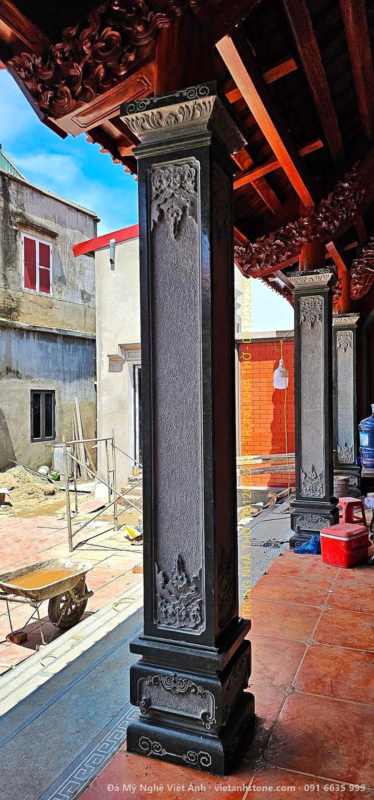 Cột Hiên Đá – VAS 04 Cột vuông đá xanh đen ở hiên nhà gỗ – VAS 04